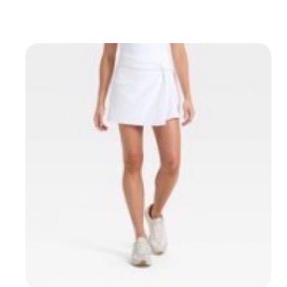 All in Motion Set - Picture 3 of 3